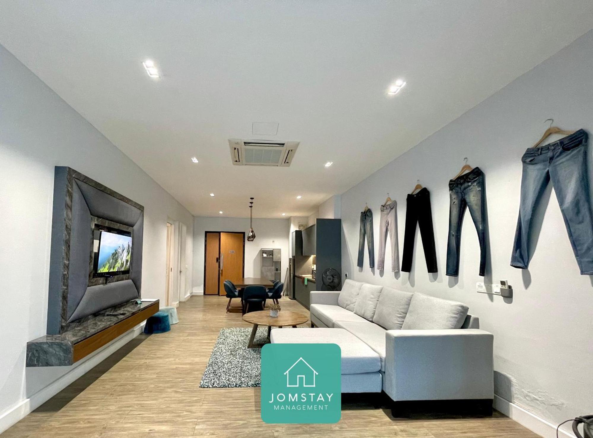 Jomstay Octagon Palm *