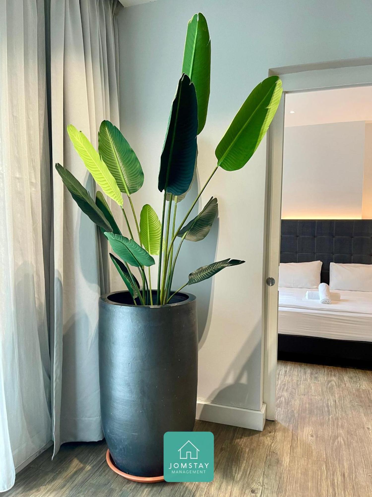 Jomstay Octagon Palm Apartment *
