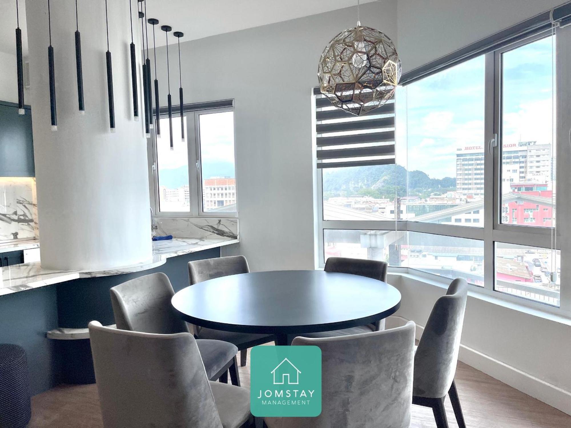 Jomstay Octagon Palm Apartment *