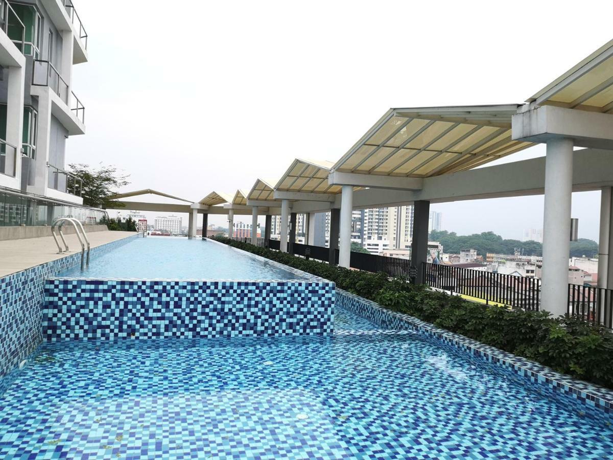 Jomstay Octagon Palm Apartment